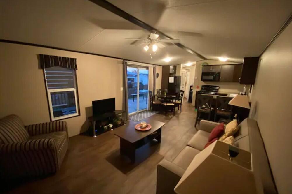 Virgil Cottage | Cozy Cottage Getaway