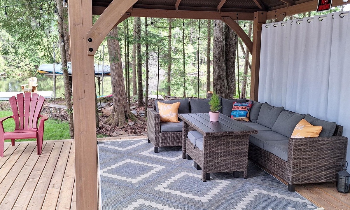Bobcaygeon Cottage | Cozy cottage with amazing view on the Big Bald Lake in Bobcaygeon