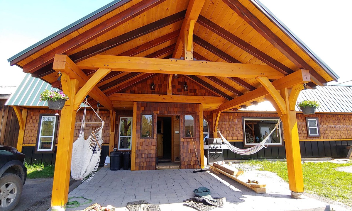 Hazelton House | Cozy home in the heart of historic Hazelton