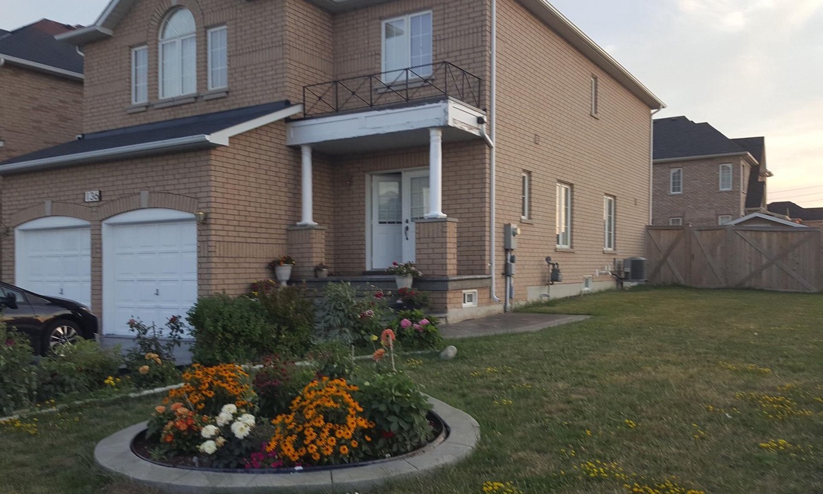 Armdale House | Cozy Living in Basement Room on a Budgetn