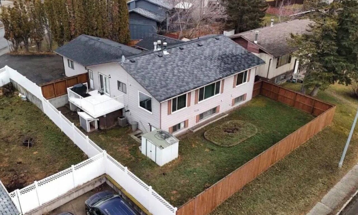 Williams Lake House | Cozy Rural Retreat | 3BR Home for Families & Friends