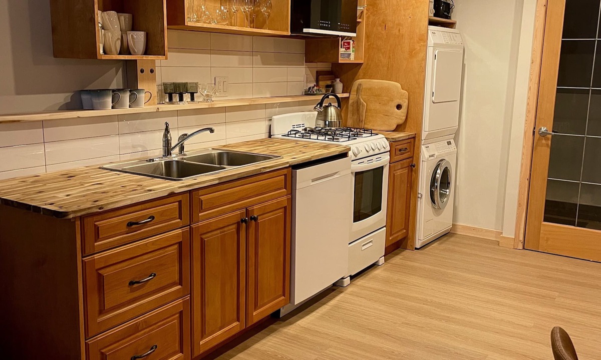 Apex Mountain Apartment | Cozy ski retreat on Apex Mountain Road.