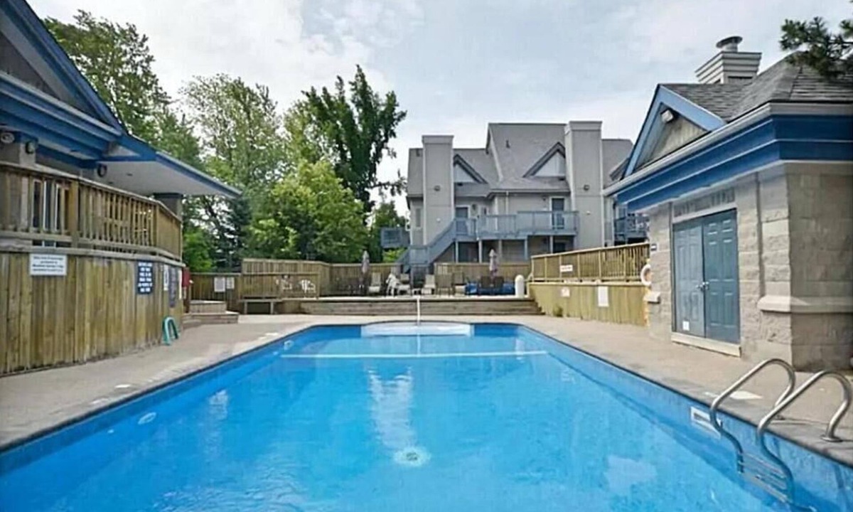 Craigleith Apartment | Cozy Studio Loft with 2 Bath