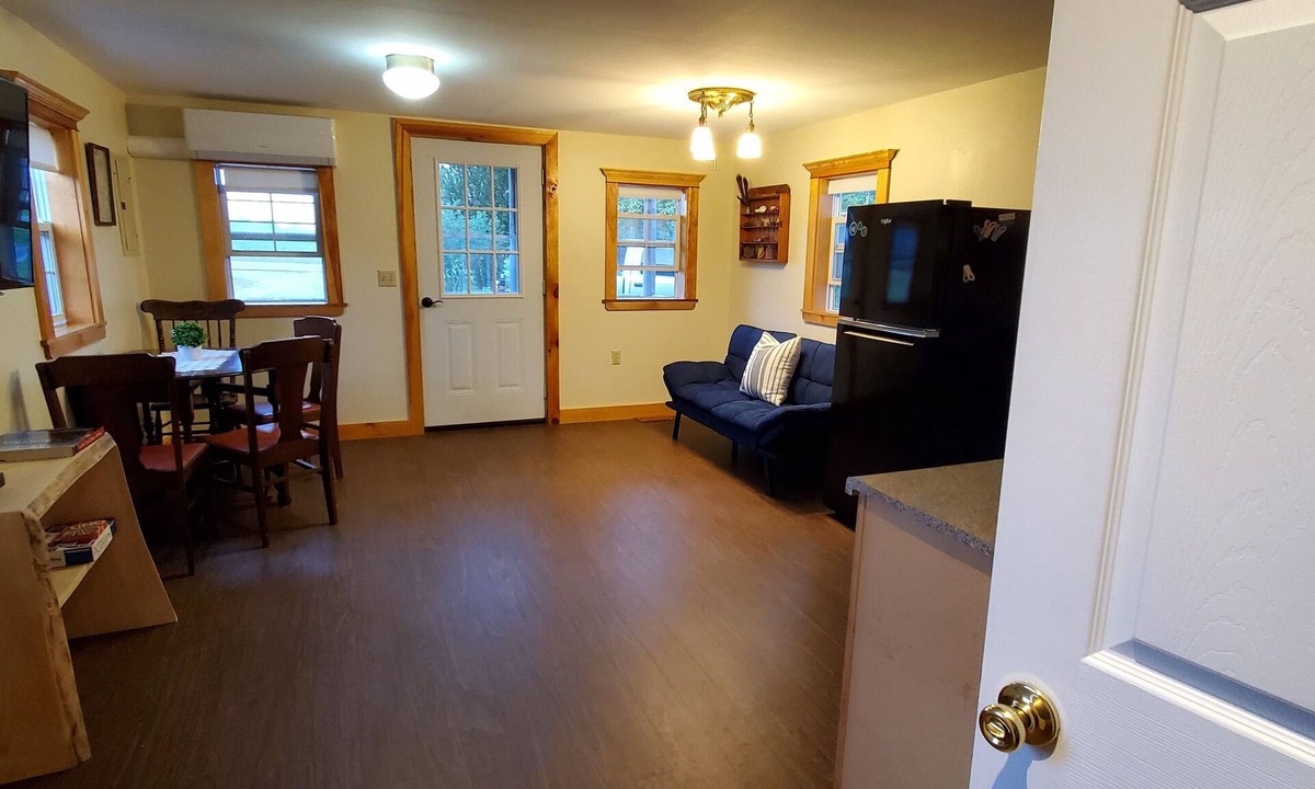 Ellsworth Cabin | Cozy year round cabin near Acadia and ATV trails, and pet friendly!
