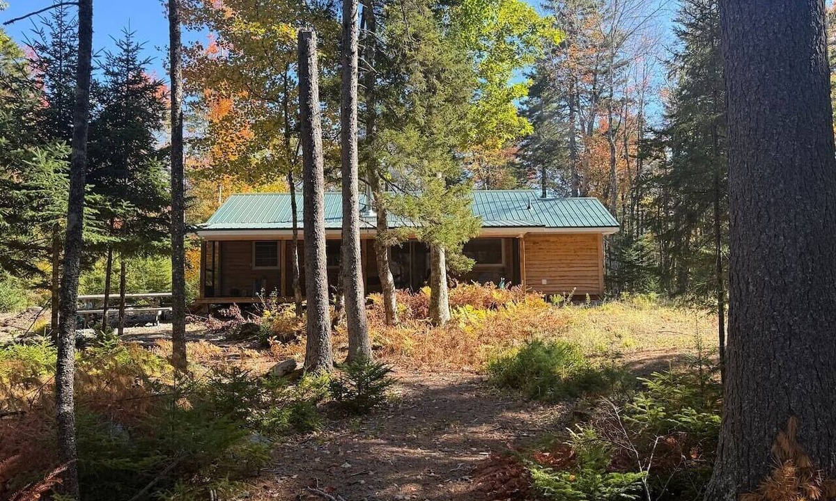 Lunenburg County Cabin | Crystal Cove Cabin - 2brdm 1 bath Water Front
