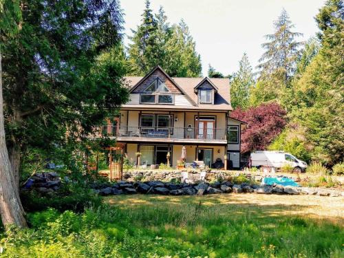 Otter Point House | Davidson Lake House
