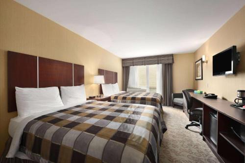 Brampton Hotel | Days Inn by Wyndham Brampton