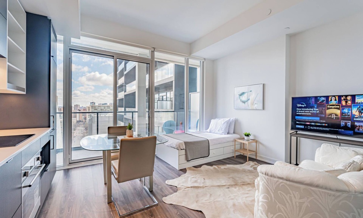 Bay Street Corridor Condo | downtown core new condo Eaton Centre Yonge Dundas Square clear view open concept