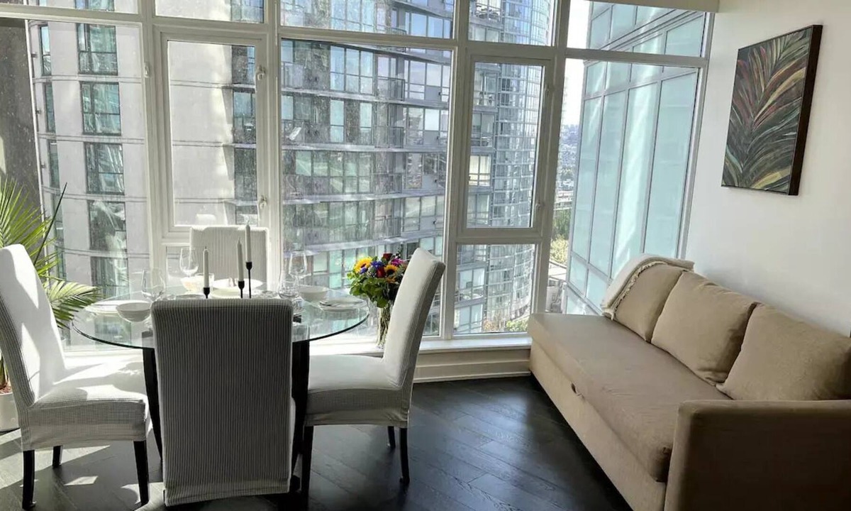 Downtown Vancouver Condo | Downtown Luxury Ocean View Condo near beach