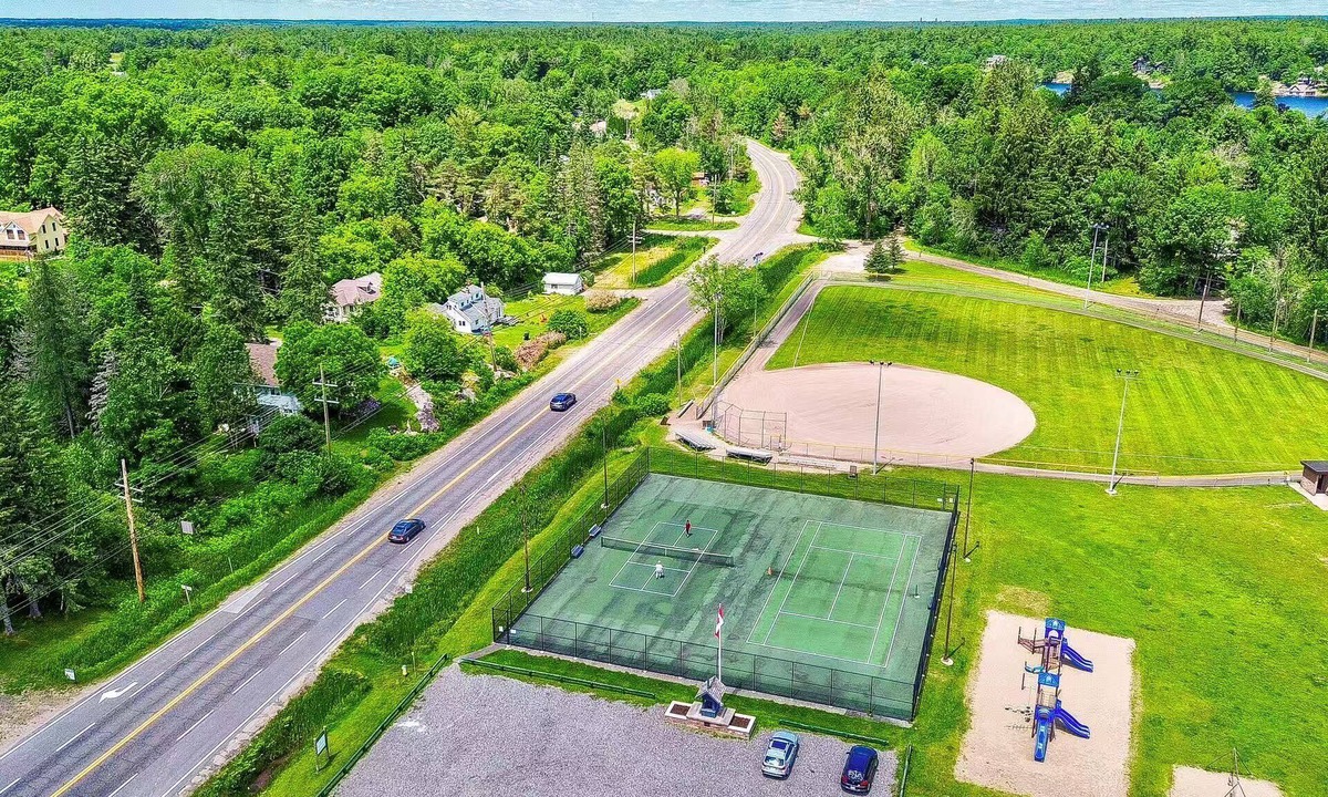 Gravenhurst Cottage | Dream Muskoka Cottage Waterpark