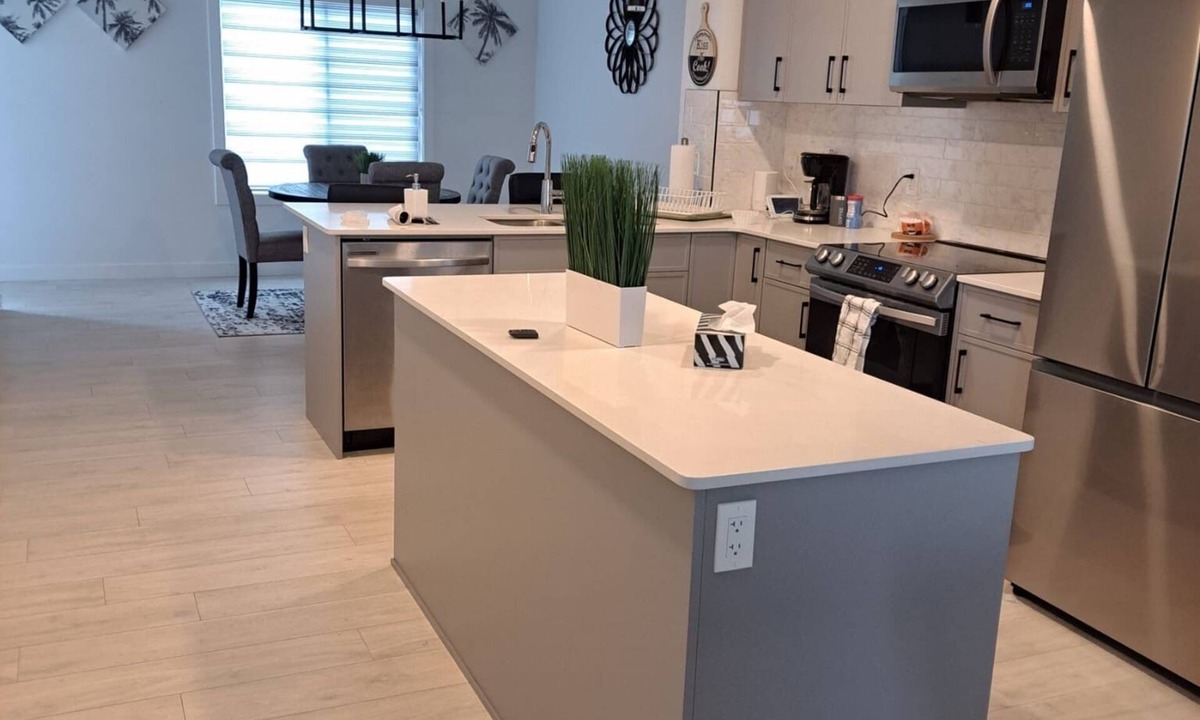 Northeast Edmonton House | Elegant 3 BRMs 2.5 BTHs and Garage parking House