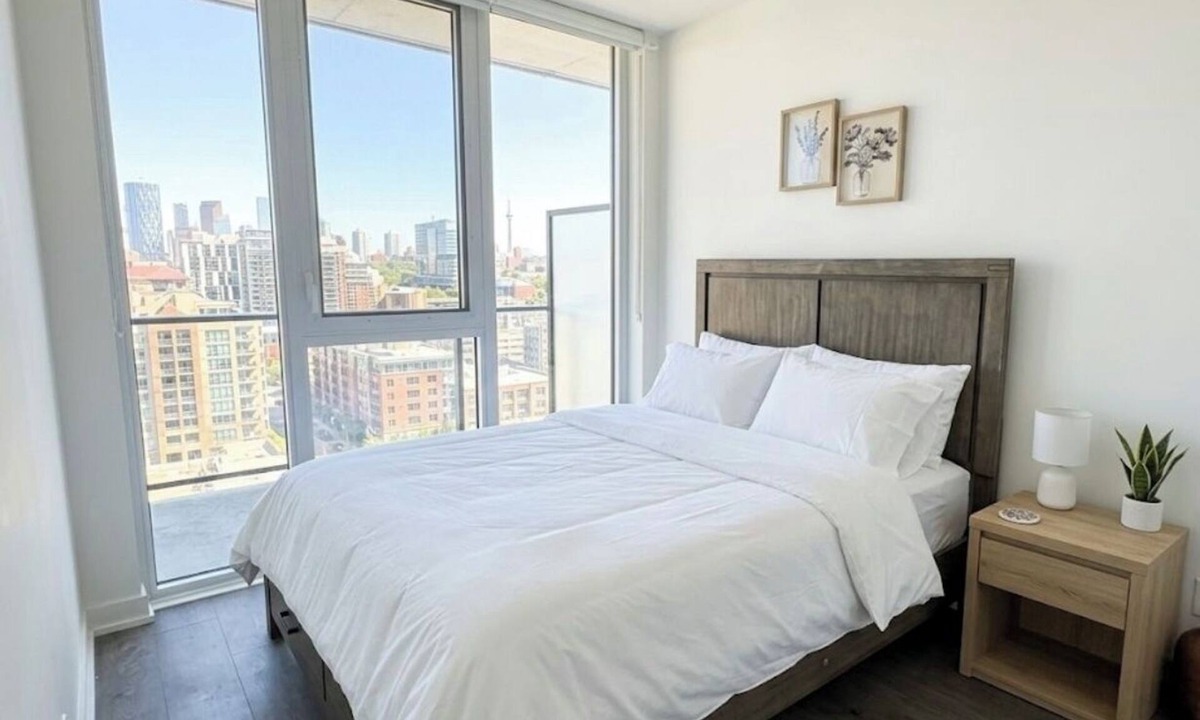 West Don Lands Apartment | Elegant Downtown 1Bdr Apartment w/transit