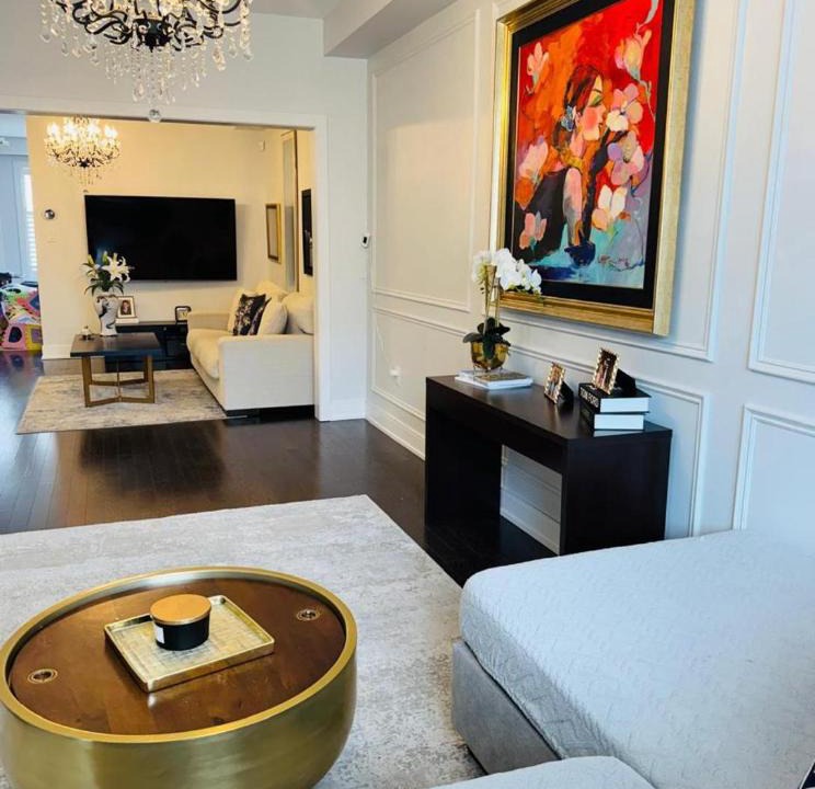 Lakeview Villa | Elegant Port Credit Escape Lakefront and Dining