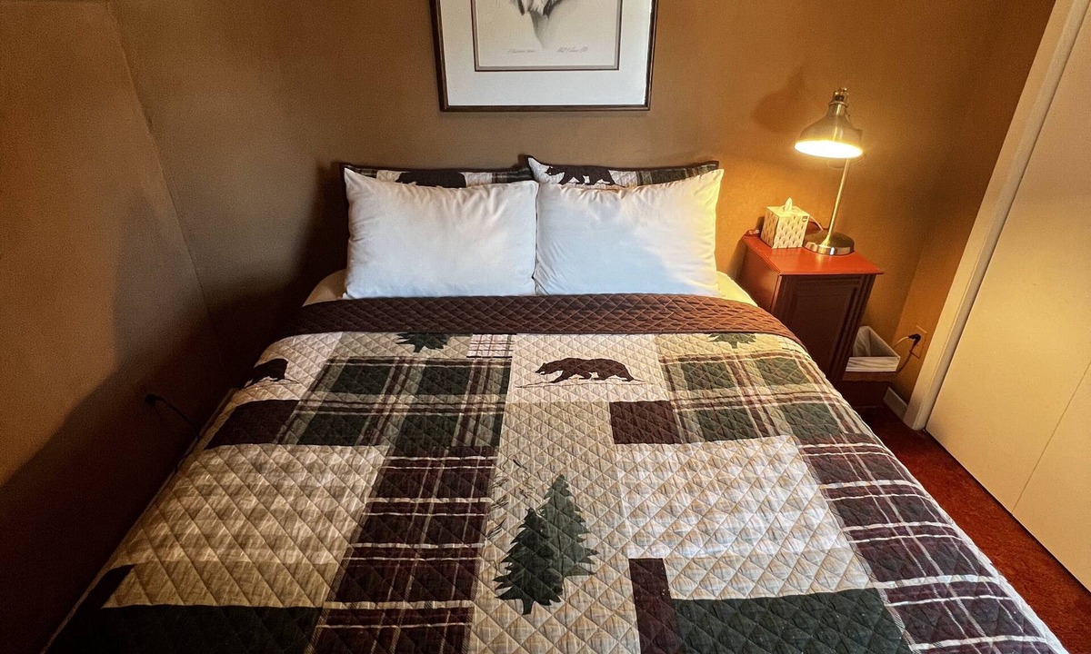 Creemore Bed & Breakfast | Emily's Place B&B