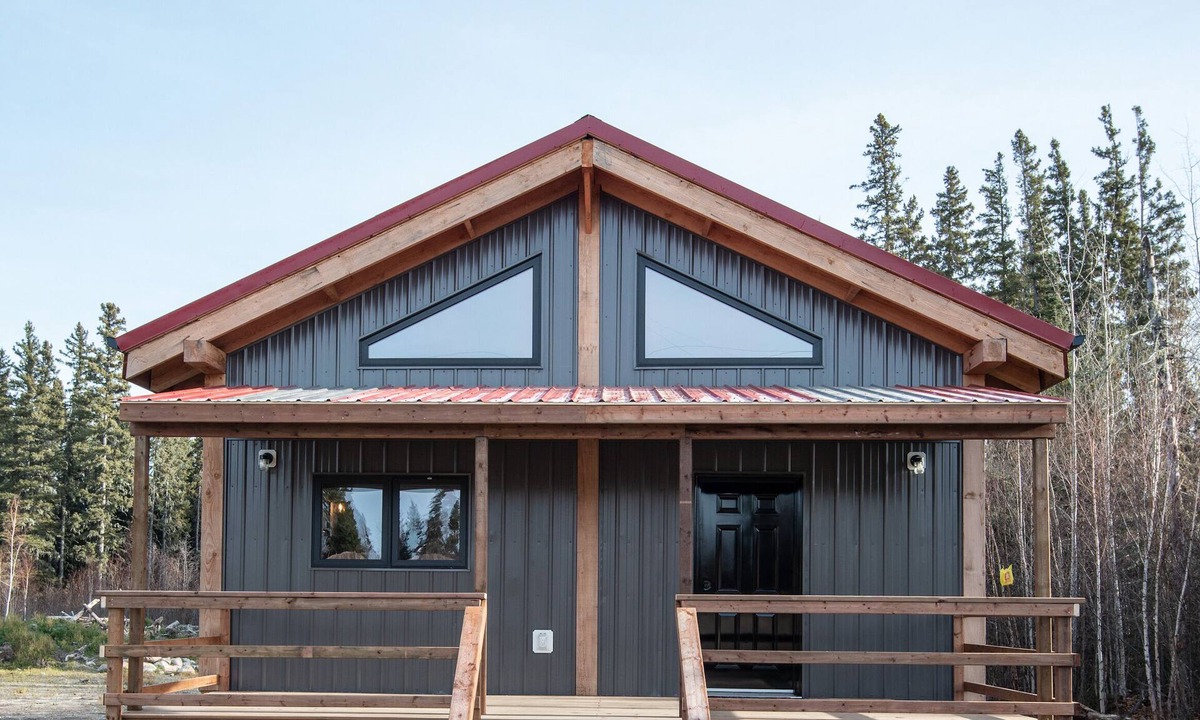 Buffalo Narrows Cabin | Entire Cabin, Fully Equipped, Across from the water. Fisherman approved.