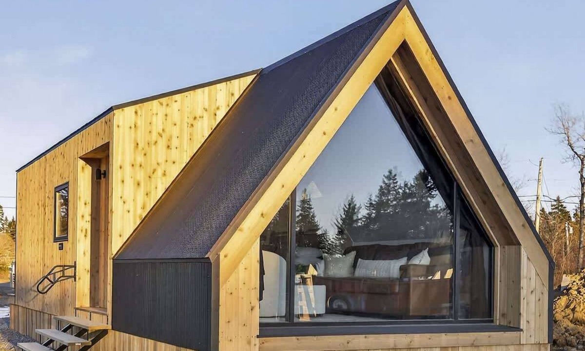 Bernard Cabin | Evergreen Cabin Ocean Front Acadia A Frame Studio
