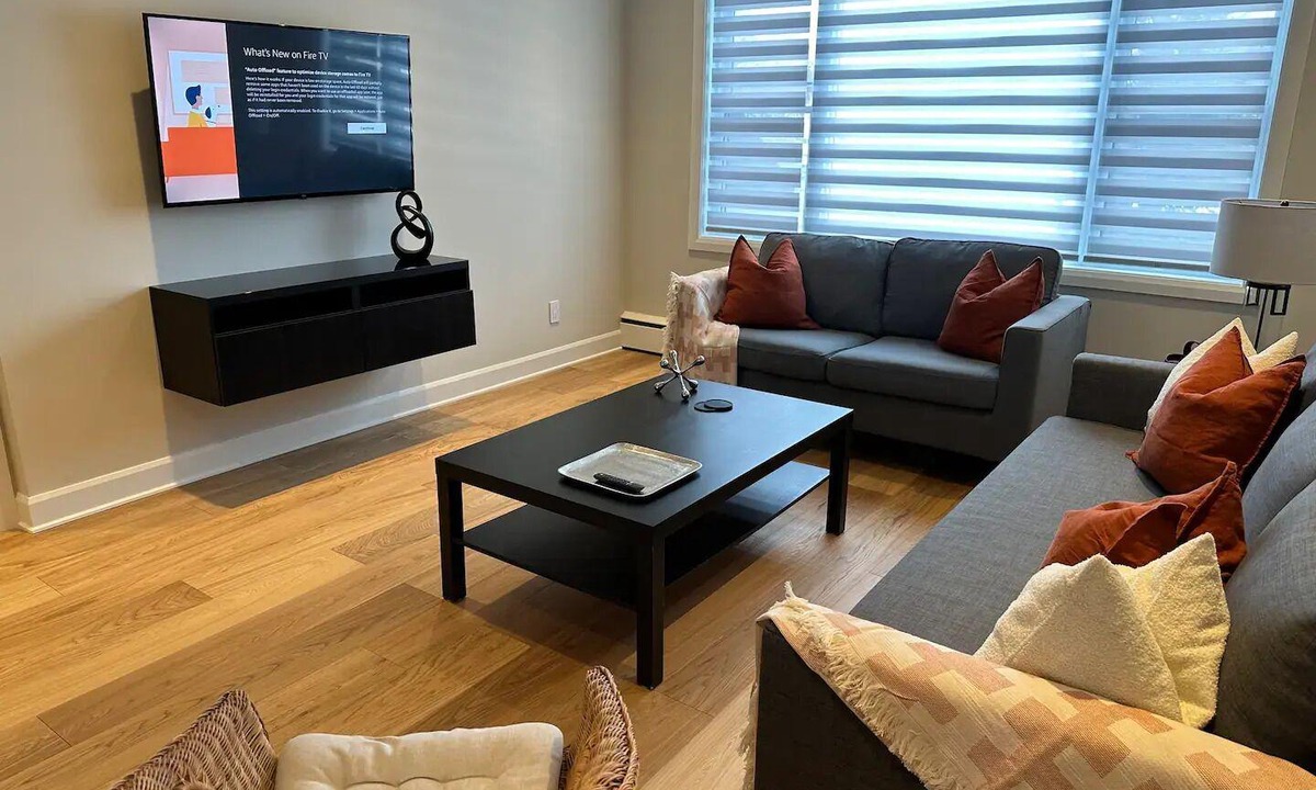 Hawkesbury Apartment | Executive 2 bedrooms 1200sf apartmentnn