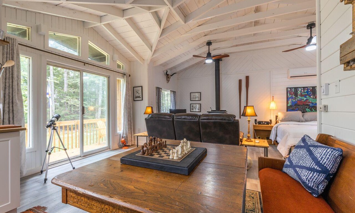 Kemptville Cabin | Experience Peace & Tranquility At Our Sovereign Cabin