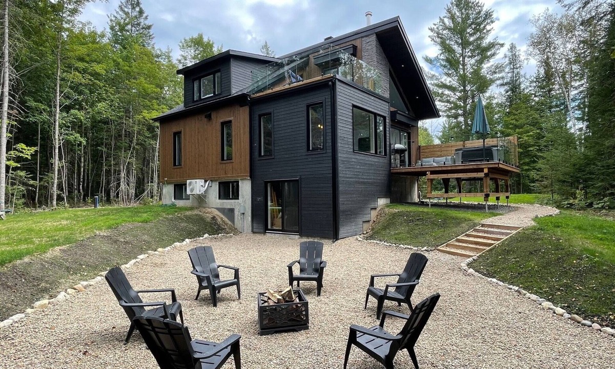 Rawdon Ski Chalet | Experience the ultimate retirement in our cozy chalet in Rawdon.