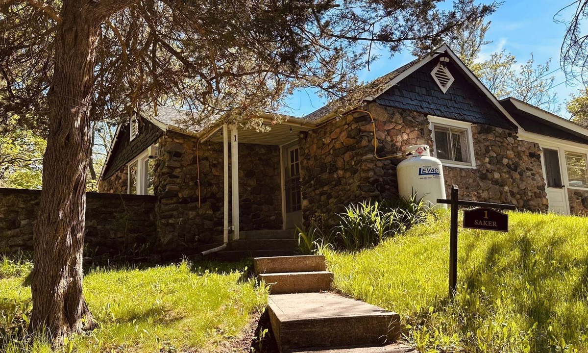 Tay Valley Cottage | Falcon Retreats – Peregrine