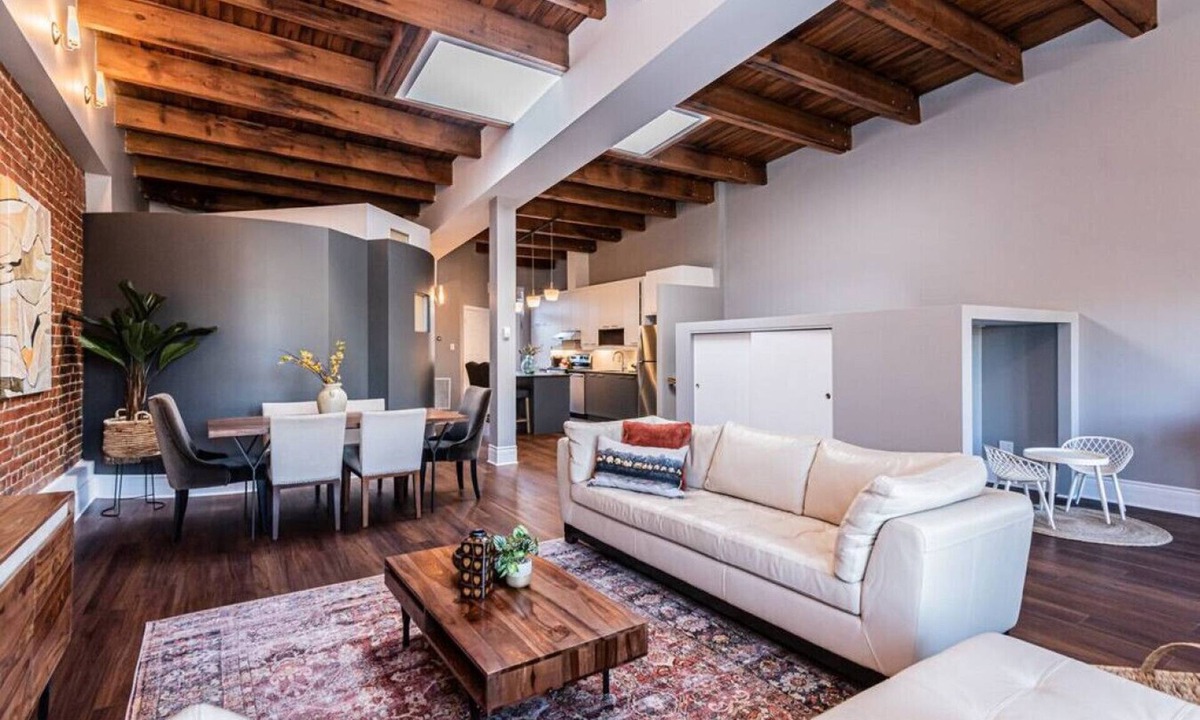 Plateau Mont Royal Apartment | Family Friendly 3-bedroom beauty in Le Plateau by Denstays