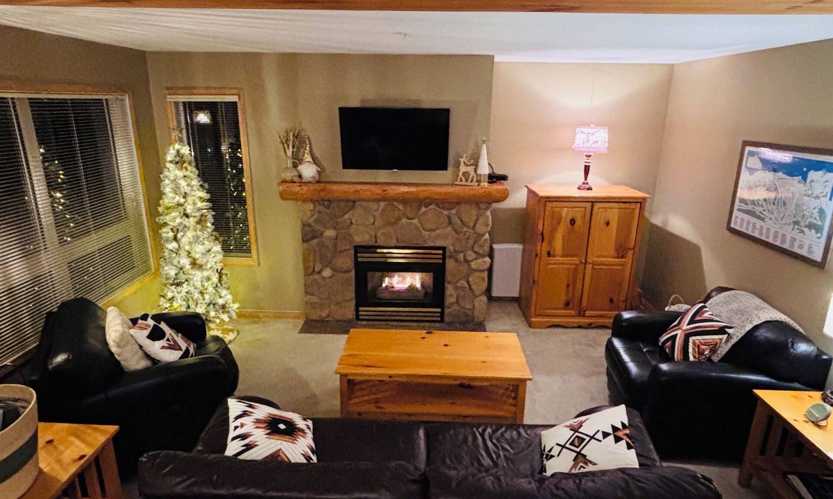 East Kootenay Condo | Fernie Alpine Escape w/Private Hot Tub