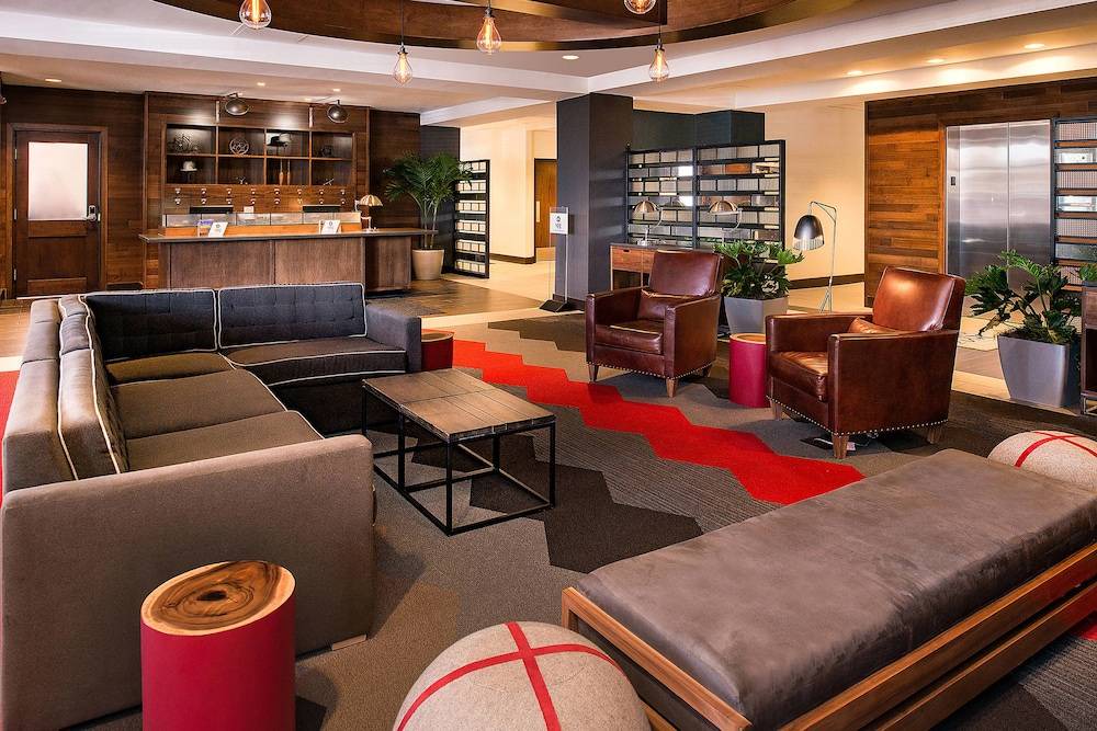 Romulus Hotel | Four Points by Sheraton Detroit Metro Airport