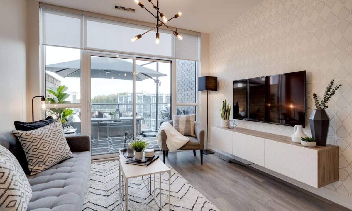 Innisfil Condo | Friday Harbour Condo | Resort Living