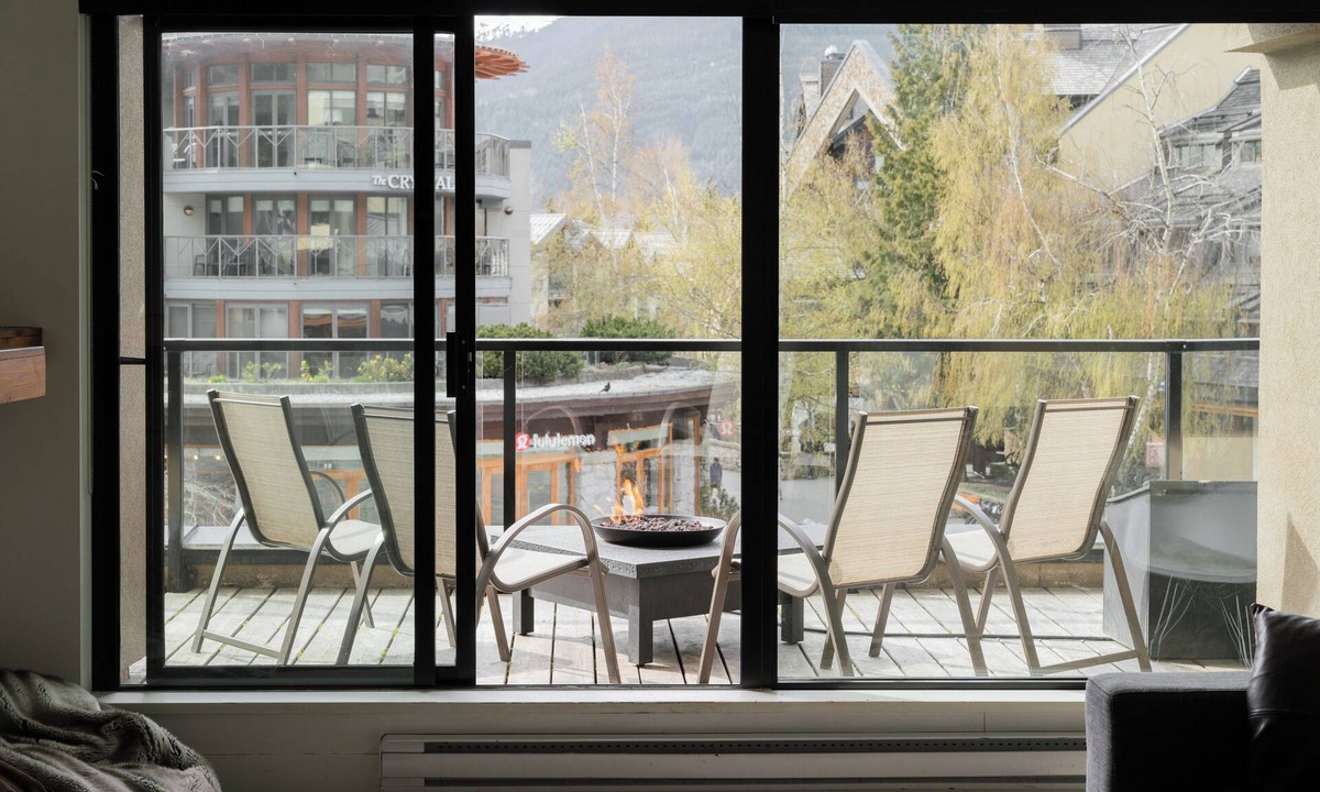 Whistler Village Hotel | Gibbons Life Accommodations