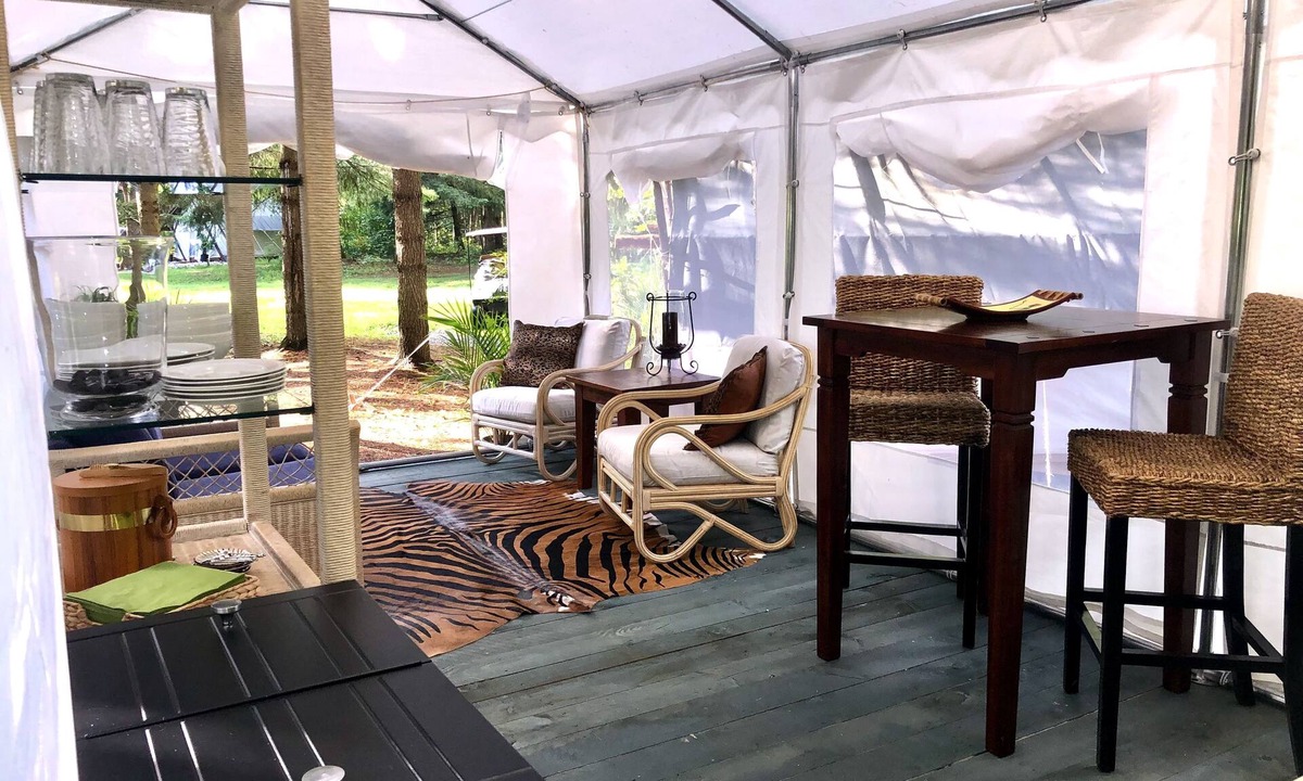 Plantagenet RV Rental | Glamping on a Safari