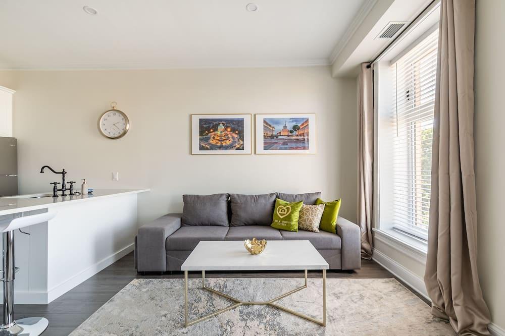 Smiths Falls Apartment | GLOBALSTAY. Iconic Rideau 1Bd Unit. Balcony. Free Parking