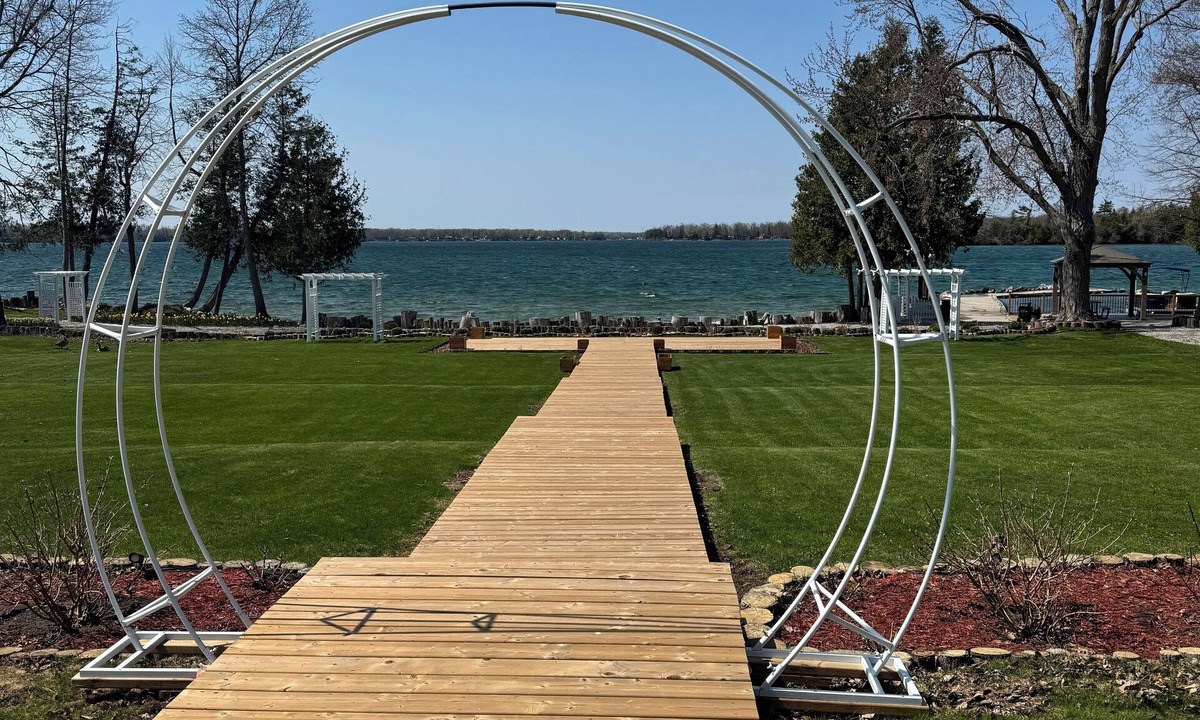 Ramara Cabin | Goffatt Island-your private island 1+1 Bed Cabin 208