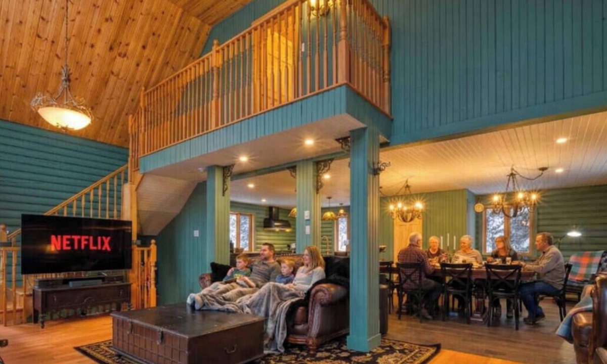 Saint-Paul-de-Montminy Ski Chalet | Gothic | Ski-in/out | Parc Appalaches | 16 Invités