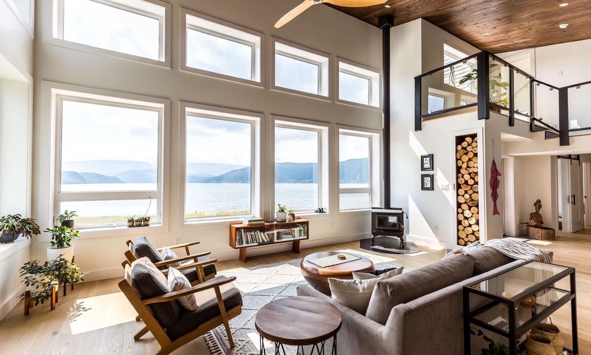 Norris Point House | Gros Morne's Finest & Most Unique Accommodation
