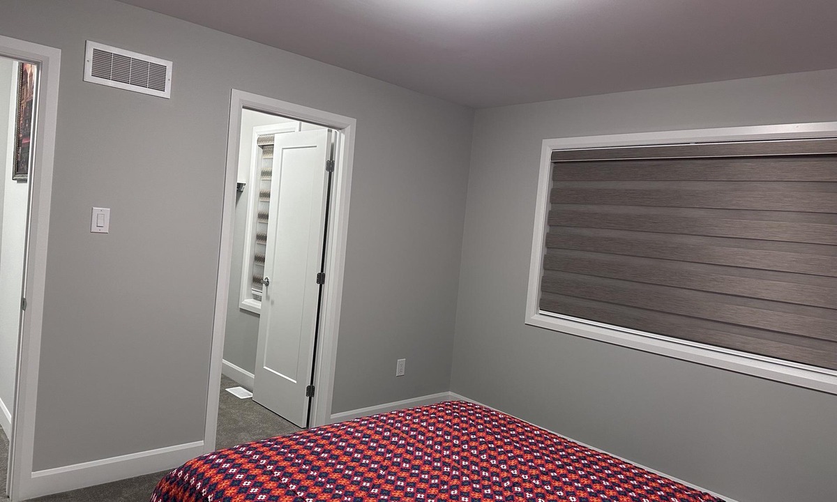 Russell House | Guest house in Russel Ontario, 25 mints away from Ottawa downtown .