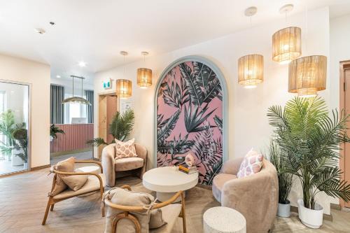 Venise-en-Quebec Hotel | Hôtel le Rosay