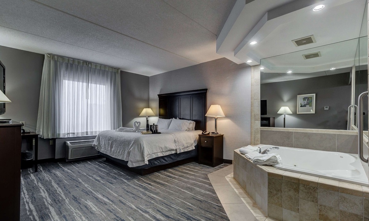 Brantford Hotel | Hampton Inn & Suites by Hilton Brantford Conference Centre