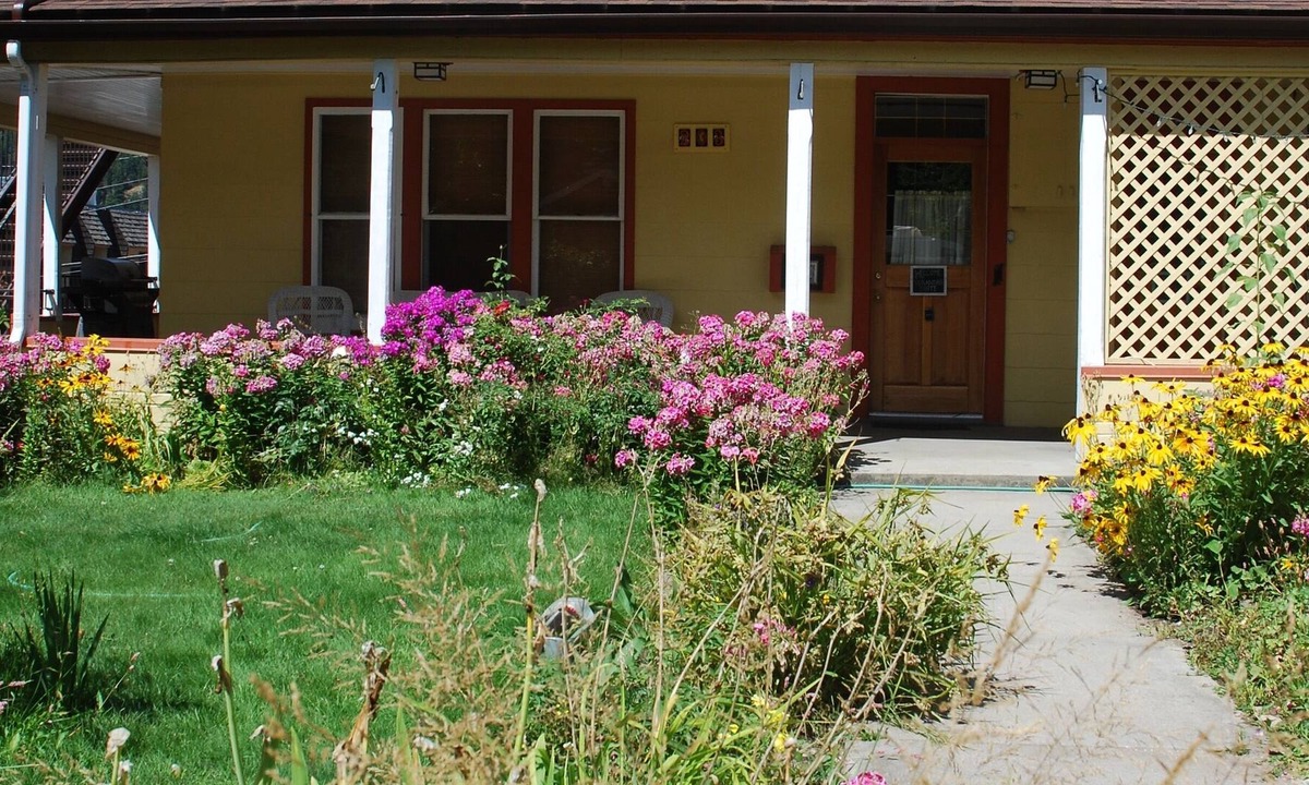 Nelson House | "Herridge Lane Suite" in VICTORIA FALLS GUESTHOUSE