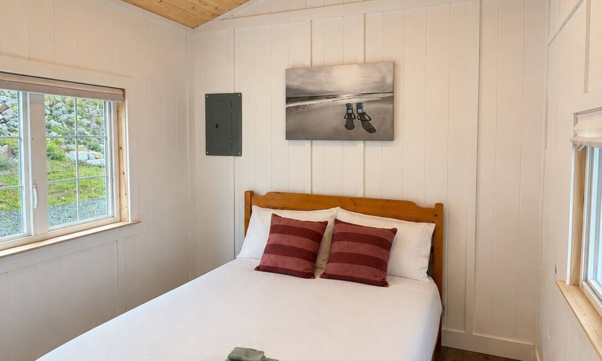 Lawrencetown Cottage | High Tide Hideaway: Tiny Home Retreat 8 min from Lawrencetown Beach