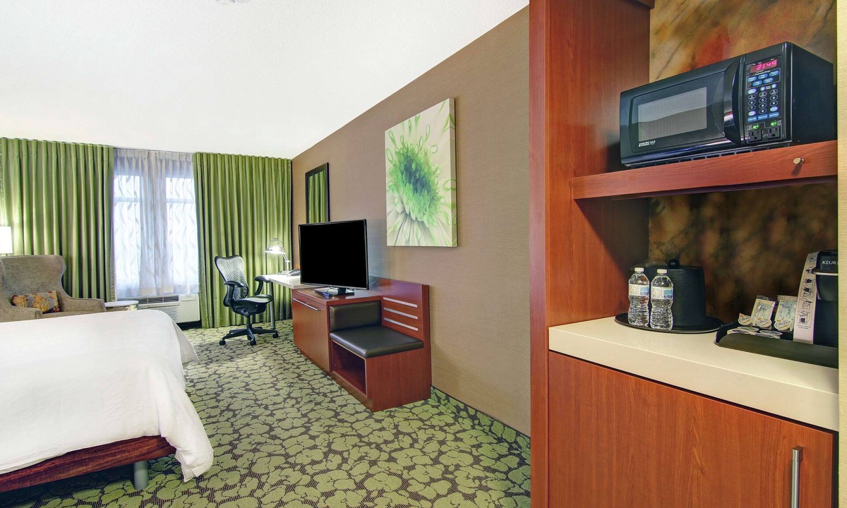 Thornhill Hotel | Hilton Garden Inn Toronto/Markham