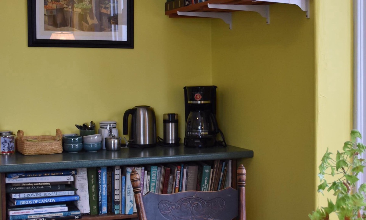 Maitland Other | Historic farmhouse on organic veggie farm on the Bay of Fundy