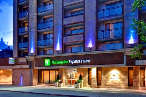 Downtown West End Hotel | Holiday Inn Express and Suites Calgary by IHG