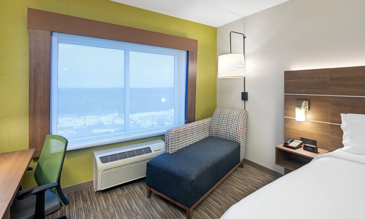 Goffs Hotel | Holiday Inn Express & Suites Halifax Airport by IHG