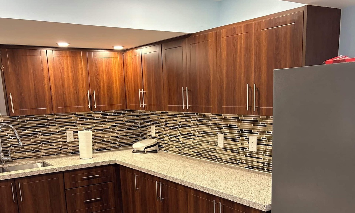 Whitby House | Home 2 Home