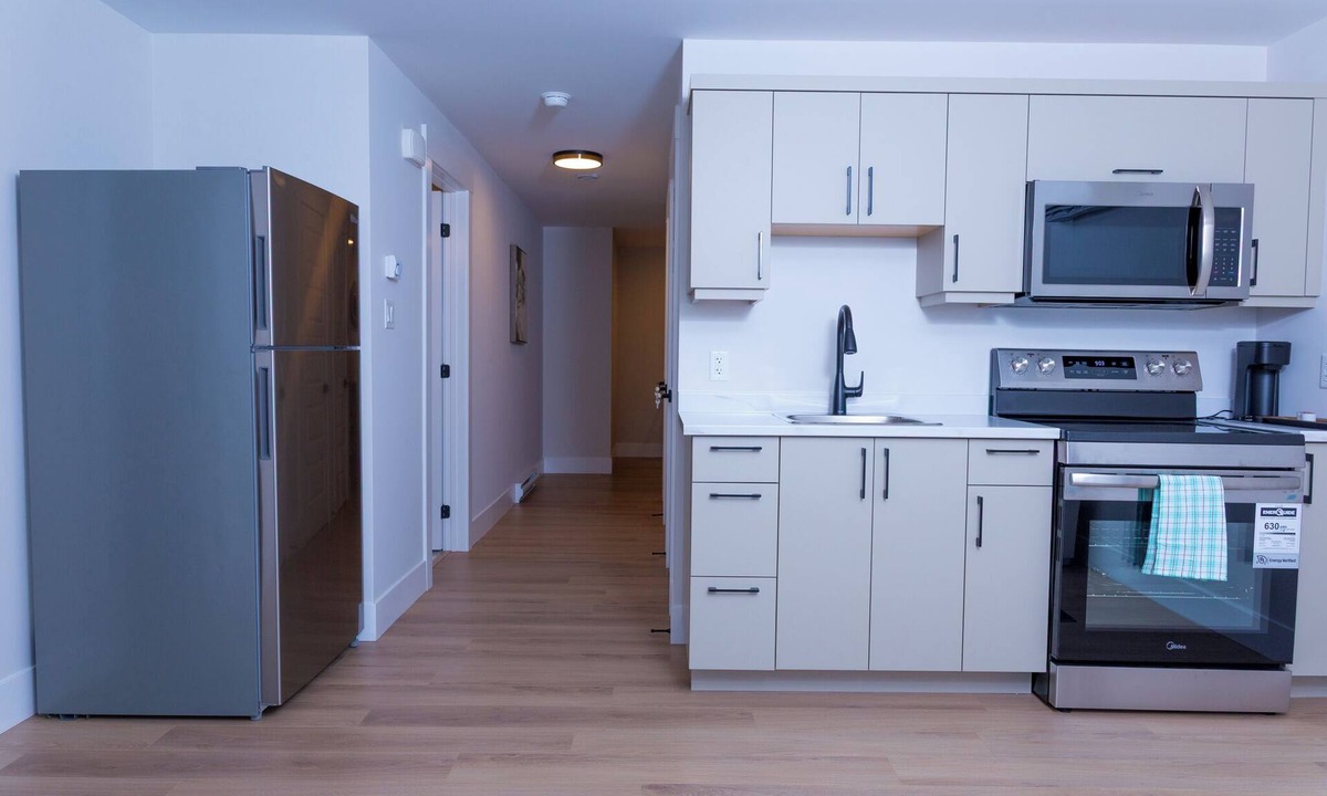 Riverview Apartment | Honeycomb Suite, 2 minutes to MillCreek nature park