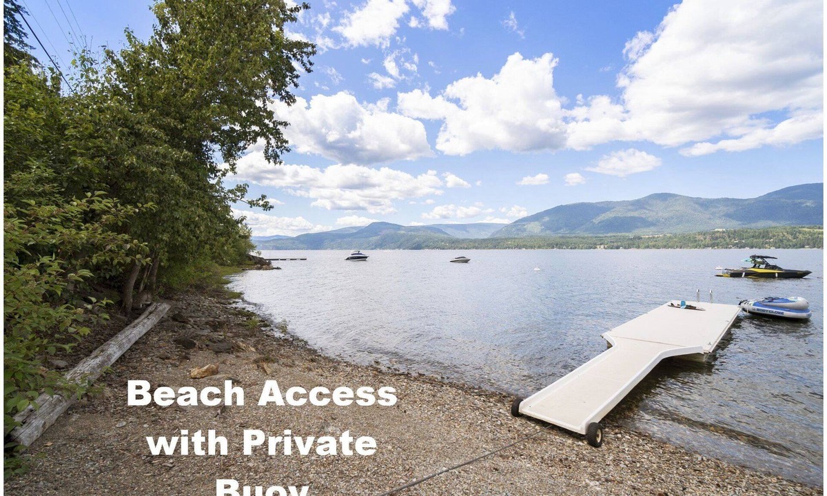 Blind Bay Condo | Hummingbird Bay Lake Shore Getaway