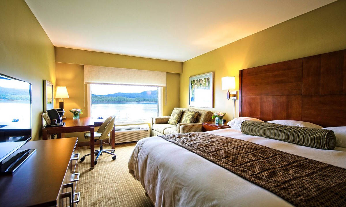 Prince Rupert Hotel | Inn On The Harbour