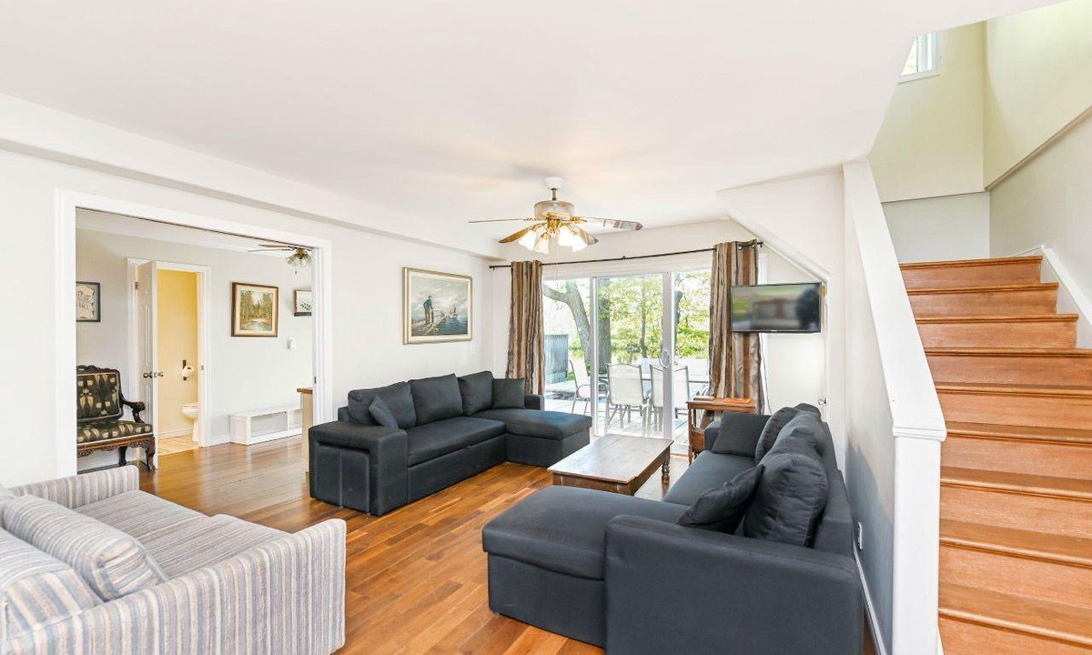 Tweed Cottage | Ish’s Lodge On Moira River/Stoco Lake