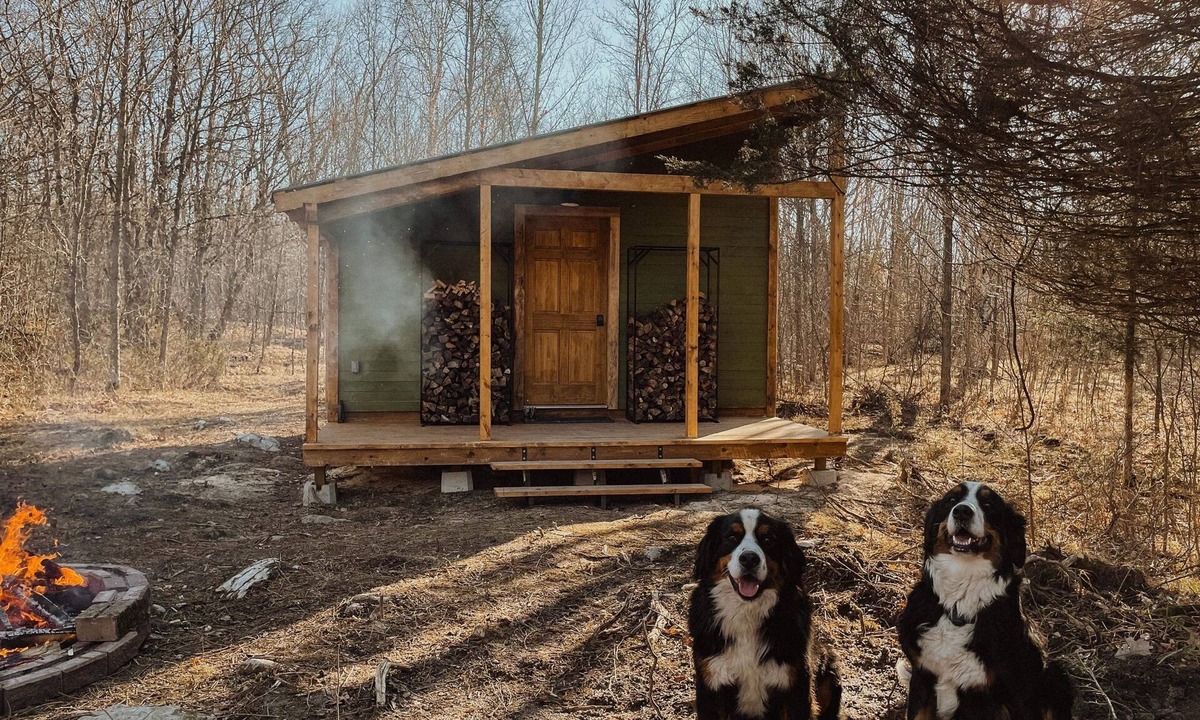 Tweed Cabin | Jacks cabin in the woods