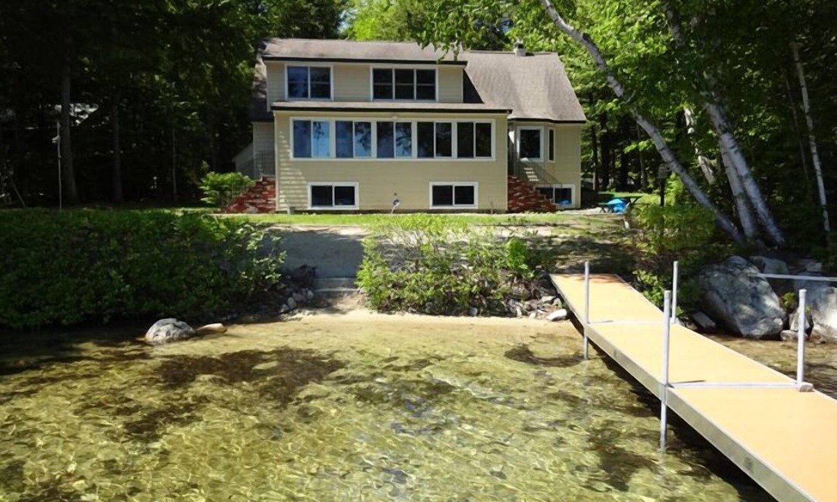 Naples House | *July Special* Waterfront escape on Trickey Pond w/beautiful sandy beach!